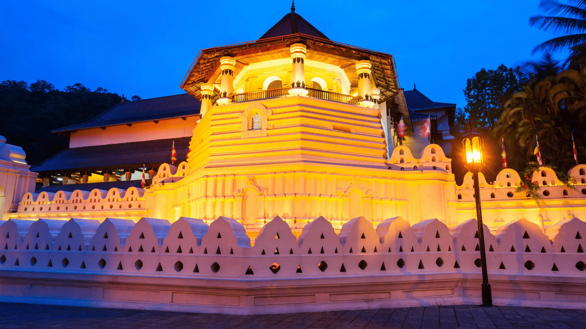 Temple of Tooth - Sri Lanka